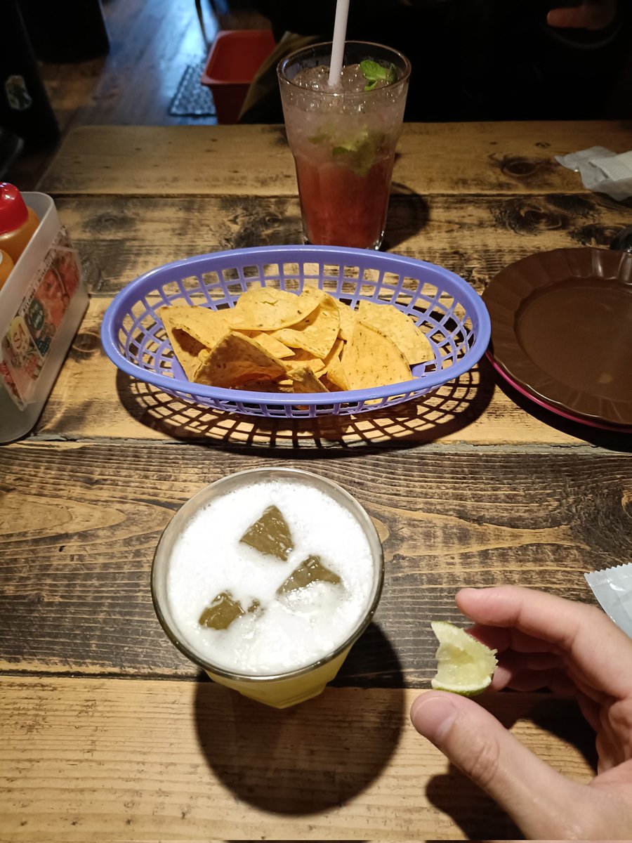 しげる tweet media