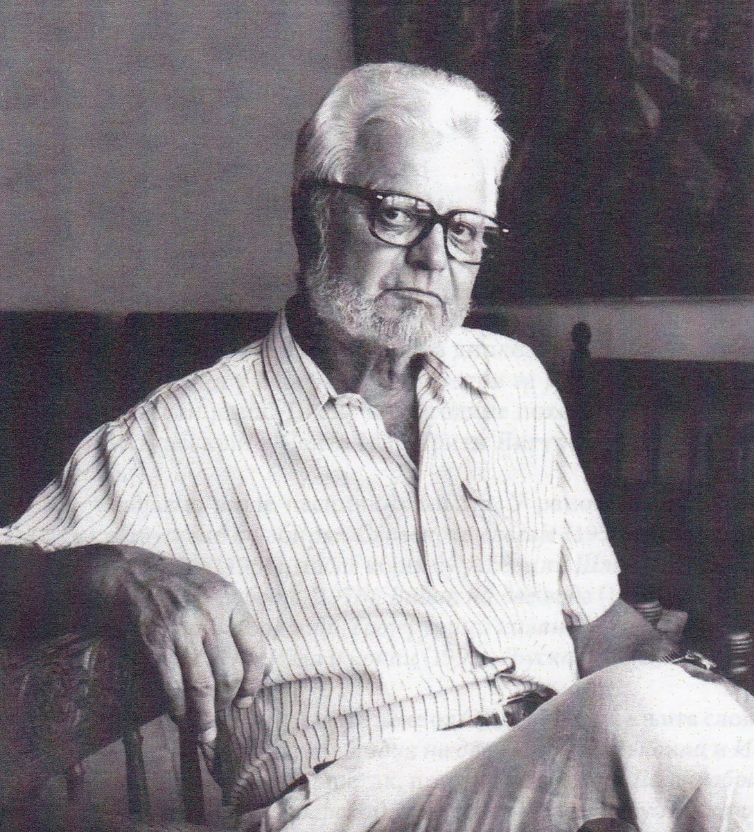 IN MEMORIAM

Ljubomir Simović (Užice, 2.Decembar 1935 - Beograd, 17.April 2025) 

Čizme

Vidim da imaš prvoklasne čizme!
Ne pamtim da sam video takve čizme!
To su čizme od najboljeg boksa!
Ne samo iz neke jesenje susnežice:
u tako dobro građenim čizmama
čovek bi se i iz potopa