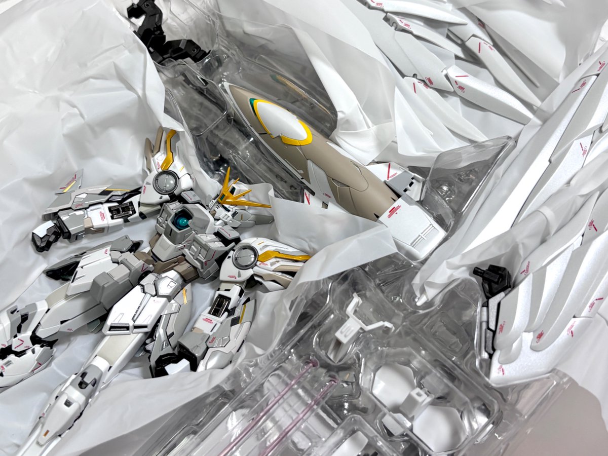 GUNDAM FIX FIGURATION METAL COMPOSITE ウイングガンダムゼロ