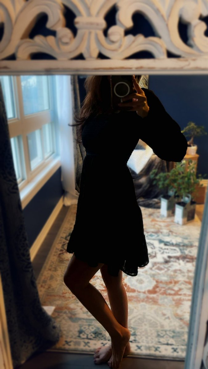 heavenlykaramel's tweet image. Is it a sundress if it’s raining outside? I’m just trying to assess my undergarment situation…..

Good morning my darlings, #LFG 💋

#friskyfriday #fitcheck
