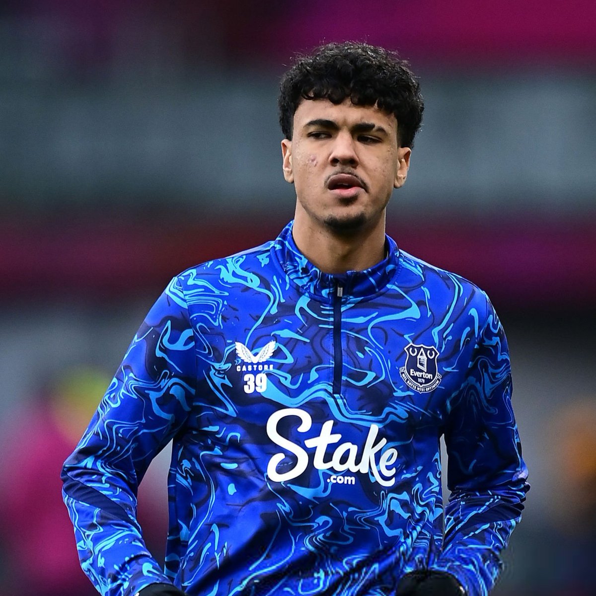 Vibes Foot tweet media