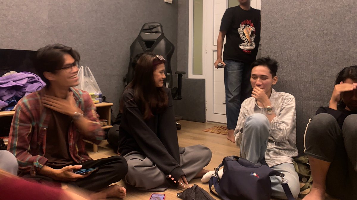 ౨ৎ SK (@__scentofsummer) on Twitter photo 