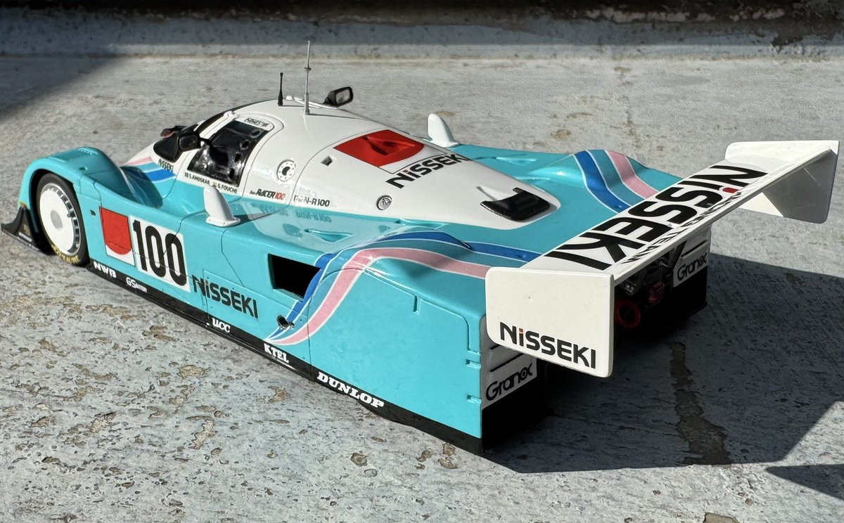 るなある tweet media