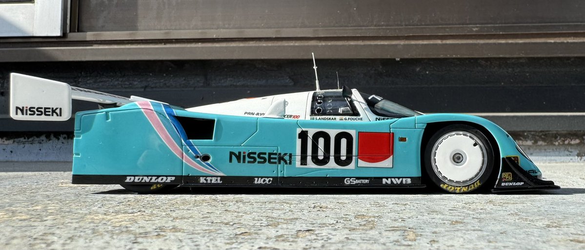 るなある tweet media