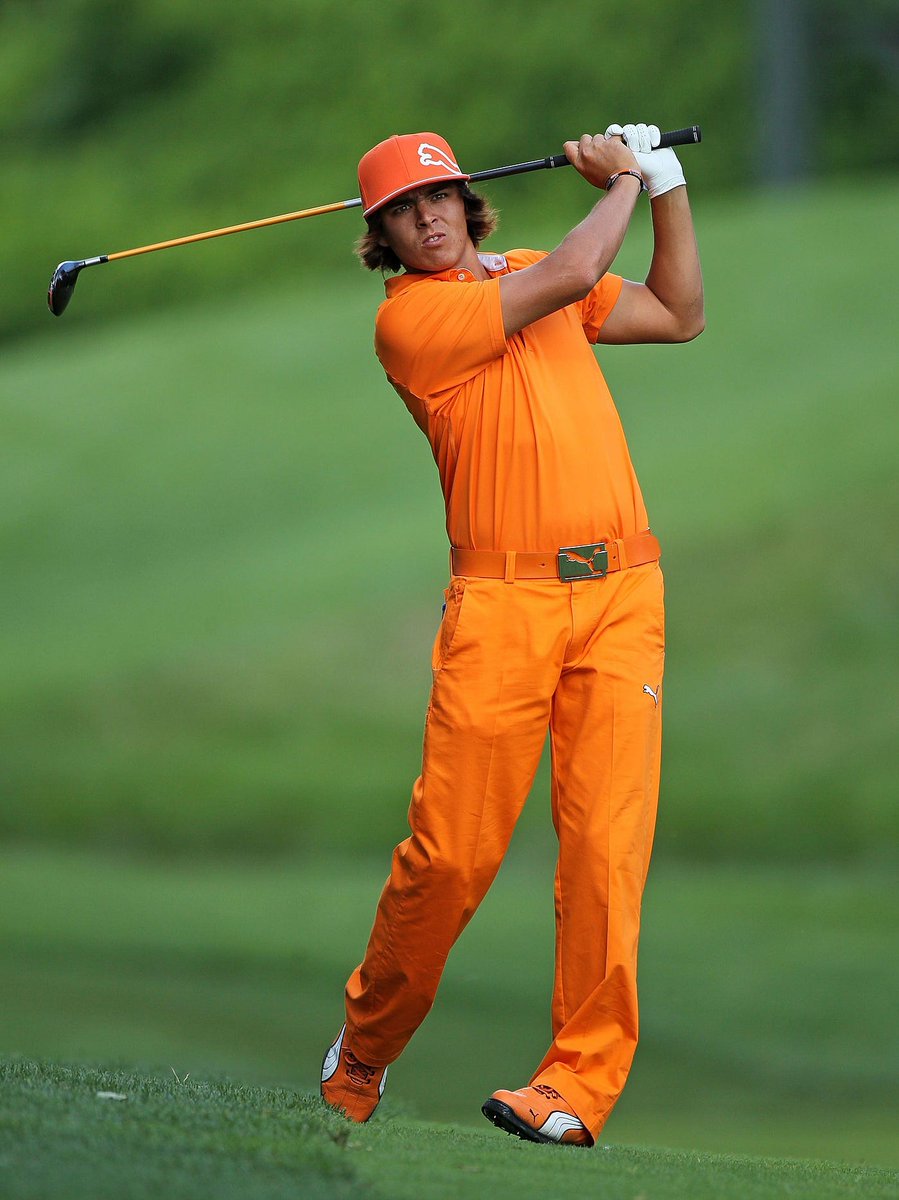 XabdOrg's tweet photo. @PGATOUR @RickieFowler @RBC_Heritage @GolfChannel First Ricky gets rid of his orange clothing. Now he has started playing lefty?!?
Man, it feels as though I don't know you anymore!
#RickyFowler #Golf #PGATOUR https://t.co/zzSSNTh1I0