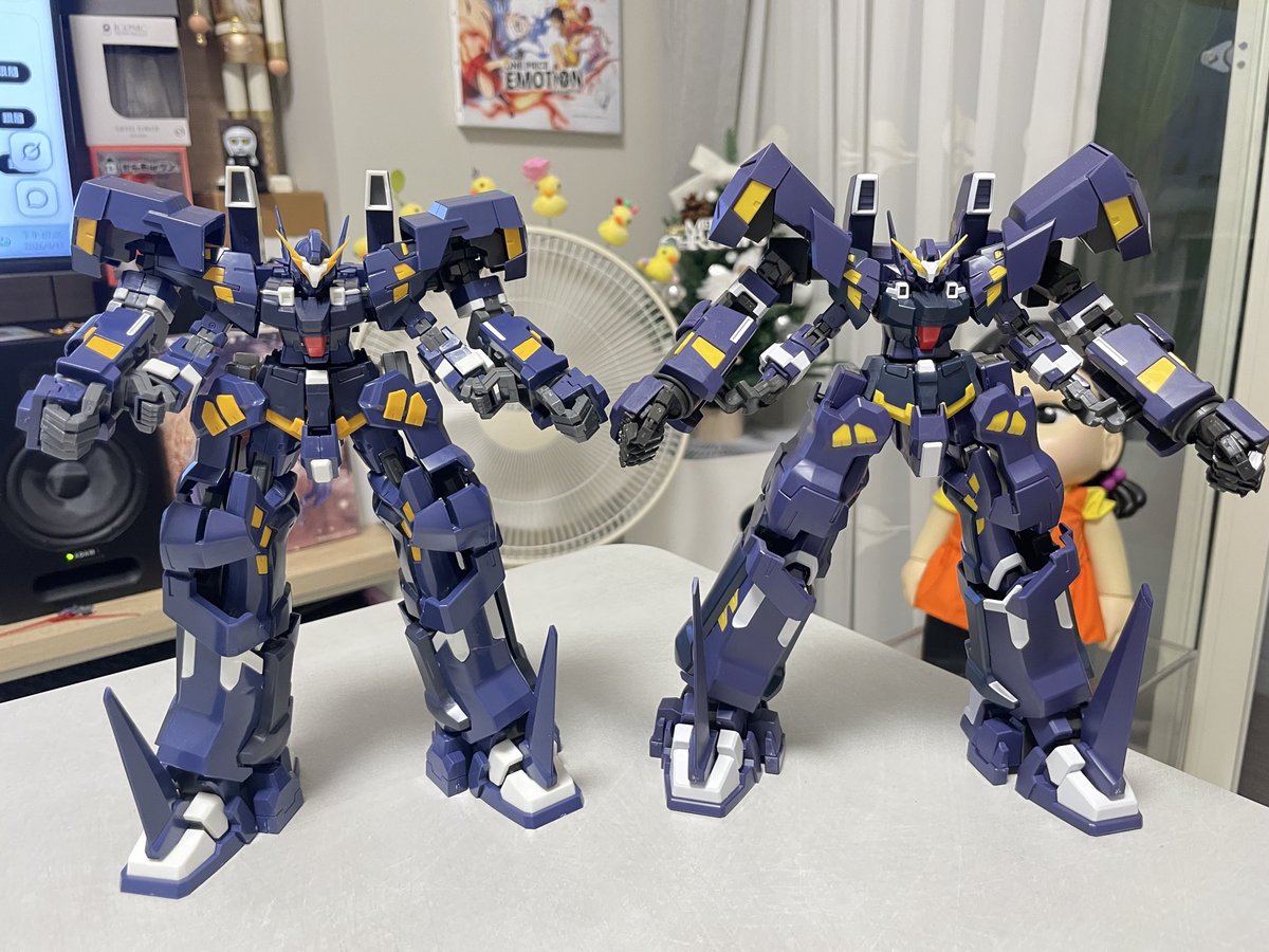 Shinfennix's tweet photo. 假組比較^_^
#壽屋
#boxer 
#スーパーロボット大戦OG
#AMボクサー
#ヒュッケバインMKIII
#bandai https://t.co/z1h5Ocs1Jl