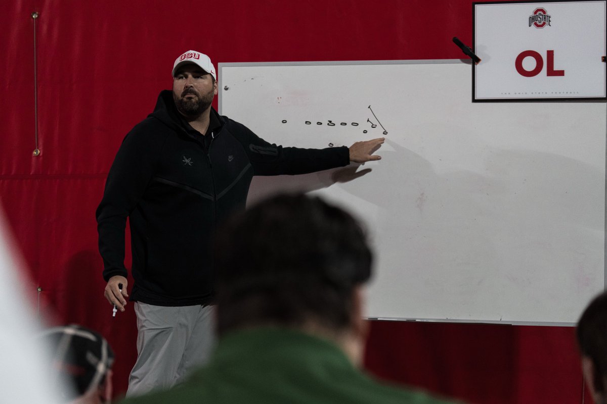 OhioStateFB's tweet image. Day 1️⃣ of Coaches Clinic ☑️ 
    
#GoBucks 🌰