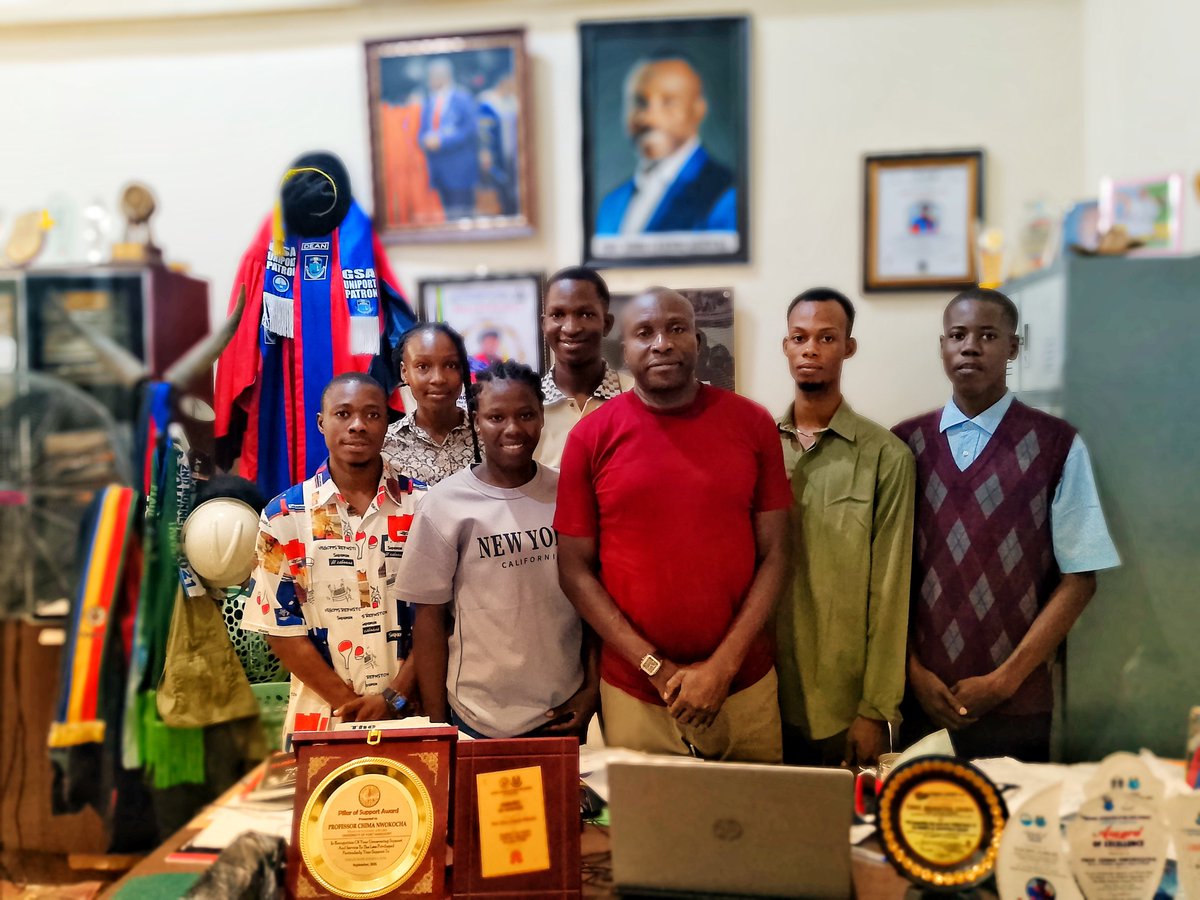 NUUS_Uniport's tweet photo. NUUS Uniport Chapter paid a courtesy visit to the Dean of Student Affairs, Prof. Chima Wokocha, to introduce the new executives and appreciate his continued support.

Signed✍️✍️: 
HRM. Azubike Oghenekevwe John 
Ajuwe/President 
COMR. Ojagbighru Omojevwe Paul 
Secretary General https://t.co/cAN19Fd5Q0