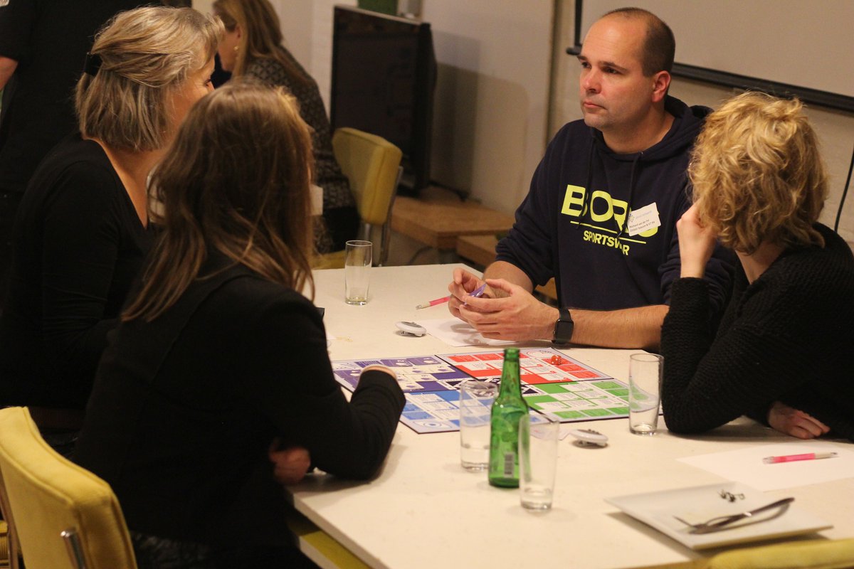 ingededreu's tweet image. Your environment shapes your thinking more than your plans do.
Some conversations drain you; others expand what’s possible.
Ask: “Which conversations leave me clearer — and which leave me smaller?”

#Gamification #incubators #Entrepreneurship