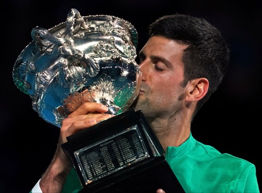 bestevr24's tweet image. In 2021, this man played Australian Open with an abdominal tear in the third round match and went on to win his 9th Australian Open and his 18th grand slam.  Resilience at its best.  #GOAT for a reason. #Djokovic #NoleFam