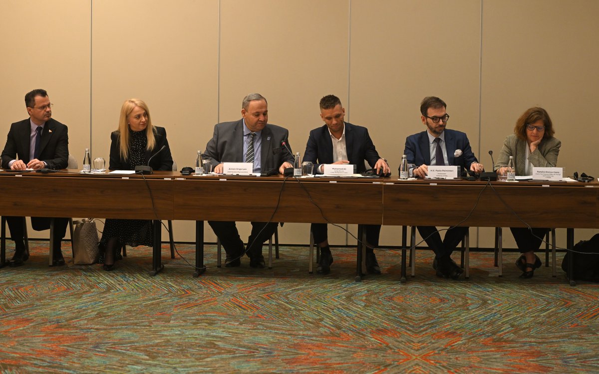 ArmenGrigoryan8's tweet image. Grateful to the Govt of Italy @ItalyinMKD &amp;amp; @aics_it for supporting a timely #DRR initiative with 🇦🇱🇲🇰🇷🇸
By partnering with @UNDRR and @VladaMK CMC in 🇲🇰 @UNDPMK is bridging resilience gap &amp;amp; moving from response to prevention. Disasters are borderless, our solutions must be too.