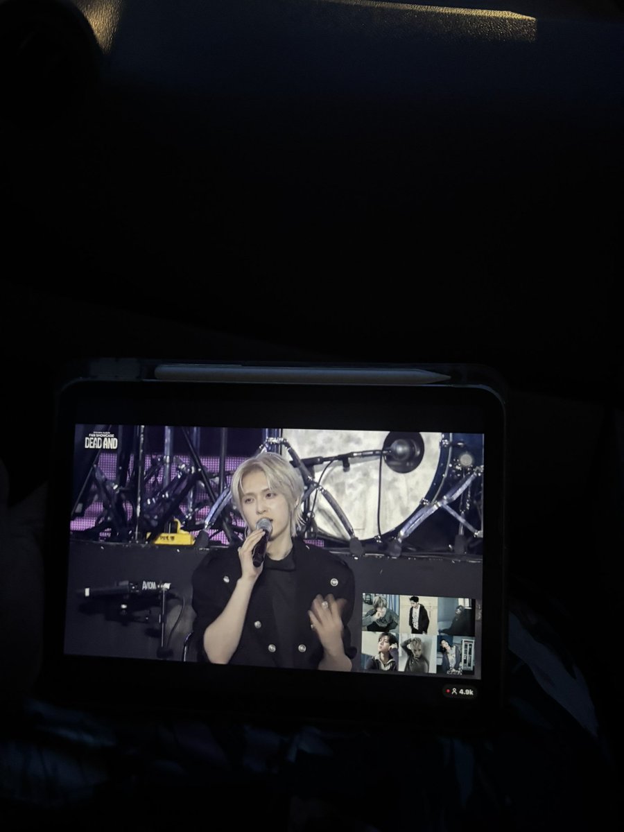 osumeenzz's tweet image. watching fan showcase while driving #multitasking #prayforme