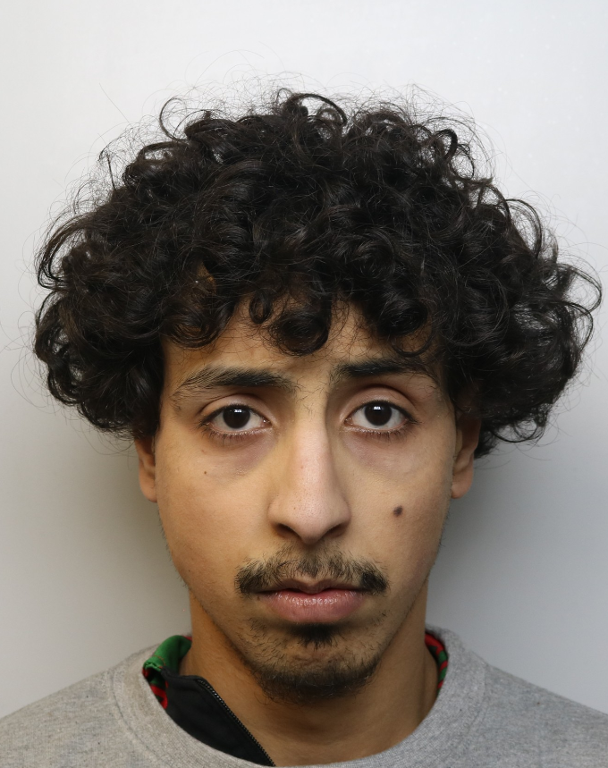CourtNewsUK's tweet image. Here's migrant Ayman Yanoussi, who made one woman throw up when he spent a day pulling down his trousers on the Tube. British Transport Police say his actions were 'despicable.' courtnewsuk.co.uk/migrant-terror…