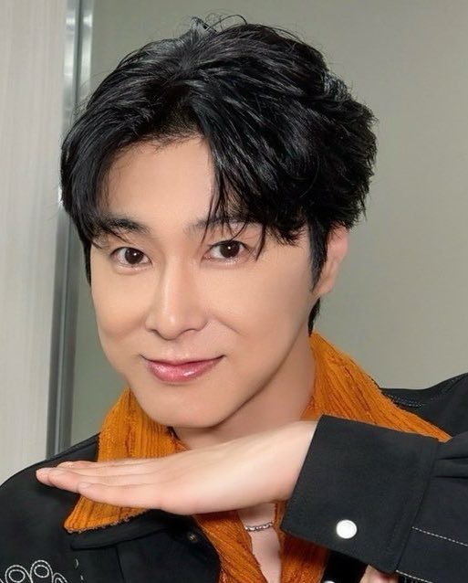 hih 👣 tweet media