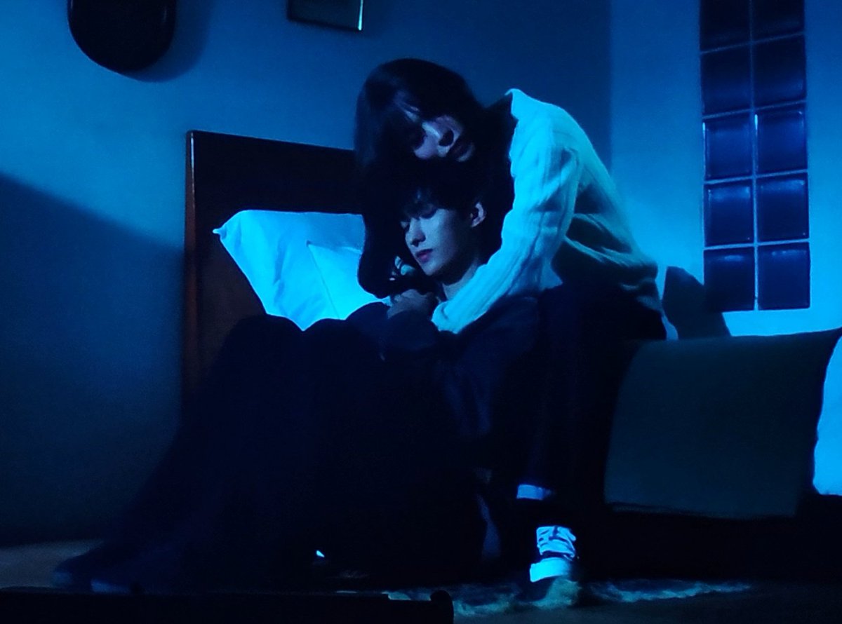 Bittersweeteve1's tweet photo. 괘념 정도가 아니었다 https://t.co/UzPpM2WXw8