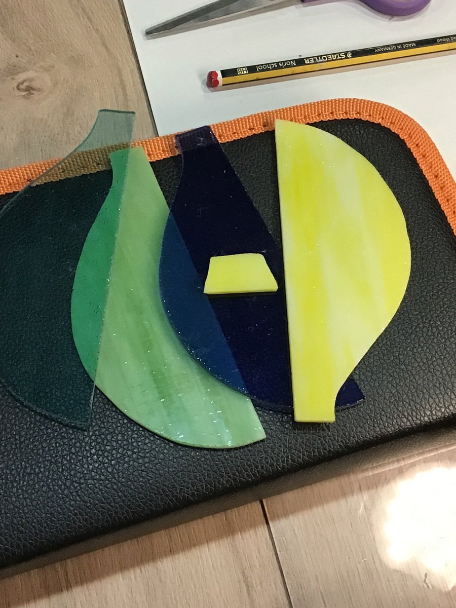 Rotherhamcreat2's tweet image. A lovely morning with our new learners for the Stained Glass Suncatcher course. Lots of new skills for everyone who joined us today. We used glass tools and grinders to cut and shape glass.Absolutely great work by everyone who joined us.#awesomeadults #newskills #alwayslearning
