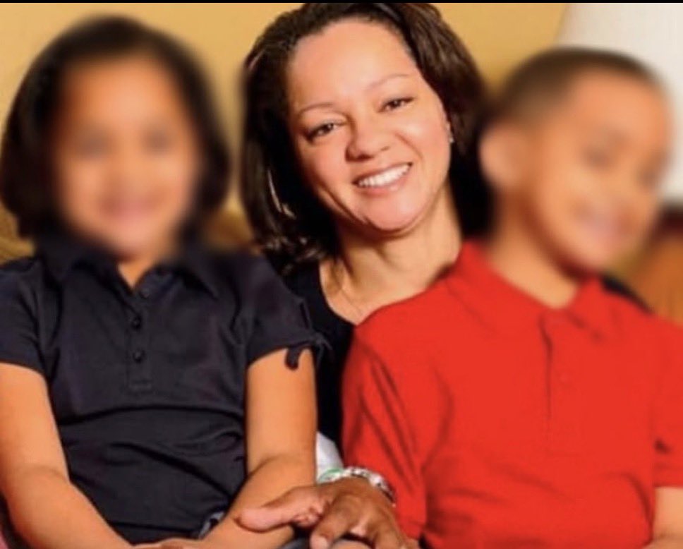 Loni Love tweet media