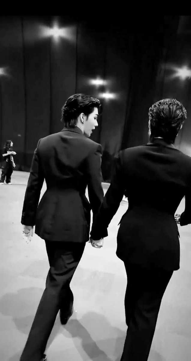 りつ🌻🦹รุ่งอรุณ暁 tweet media