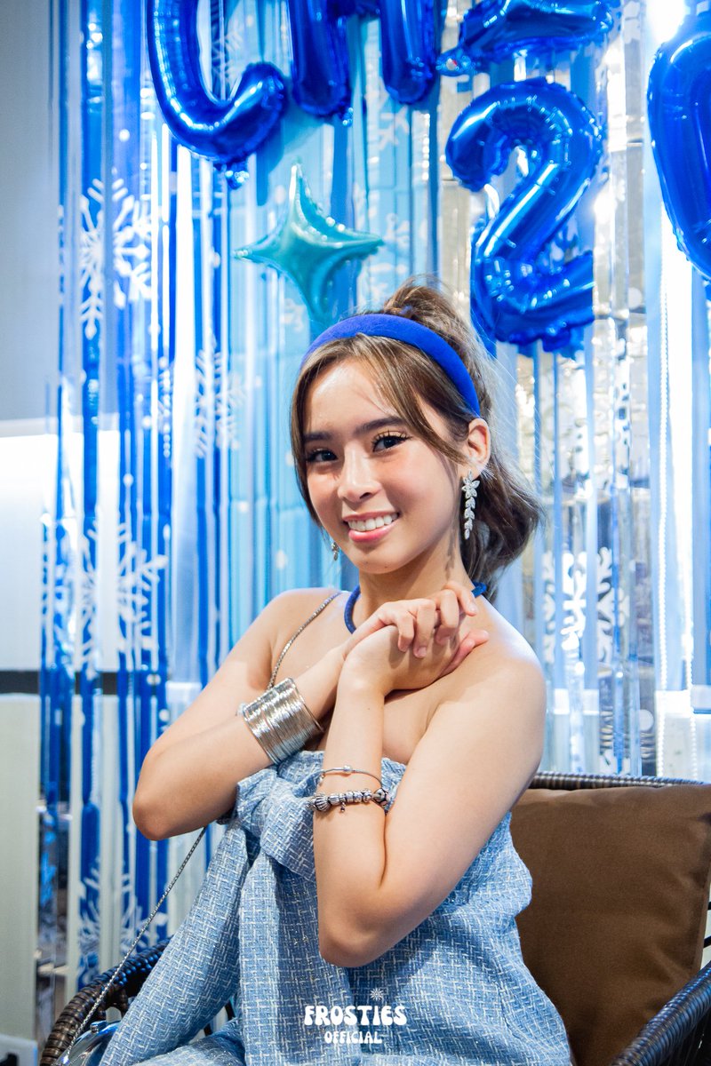 [ ❄️ | Chillin' with CHILL ]

✌🏻❄️🤍💙

🗓 April 12, 2026
📍 CoffeeSpot - Ermin Garcia

CHILLIN WITH CHILL
#AChillBirthdayCSE
#FINA <a href="/_lovefina/">FINA Official</a>
#FINA_CHILL <a href="/_chillpaloma/">Chill</a>