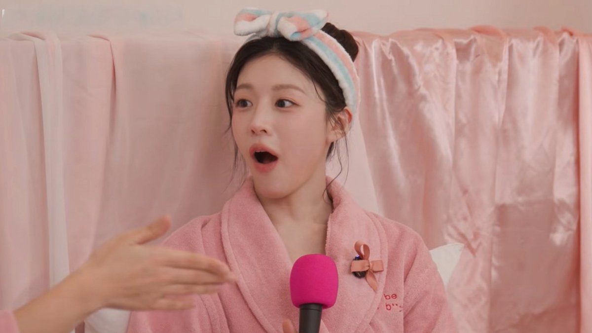 go younjung tweet media