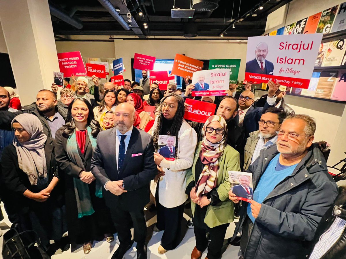 CllrSirajIslam's tweet image. I am grateful to everyone who came to @TH_Labour Manifesto launch last night
 Our Manifesto was co-produced with feedback from our diverse communities. A Manifesto for the people
of Tower Hamlets. Read it now: thlabour.org/manifesto26 🌹 

Vote for #change on 7th May.