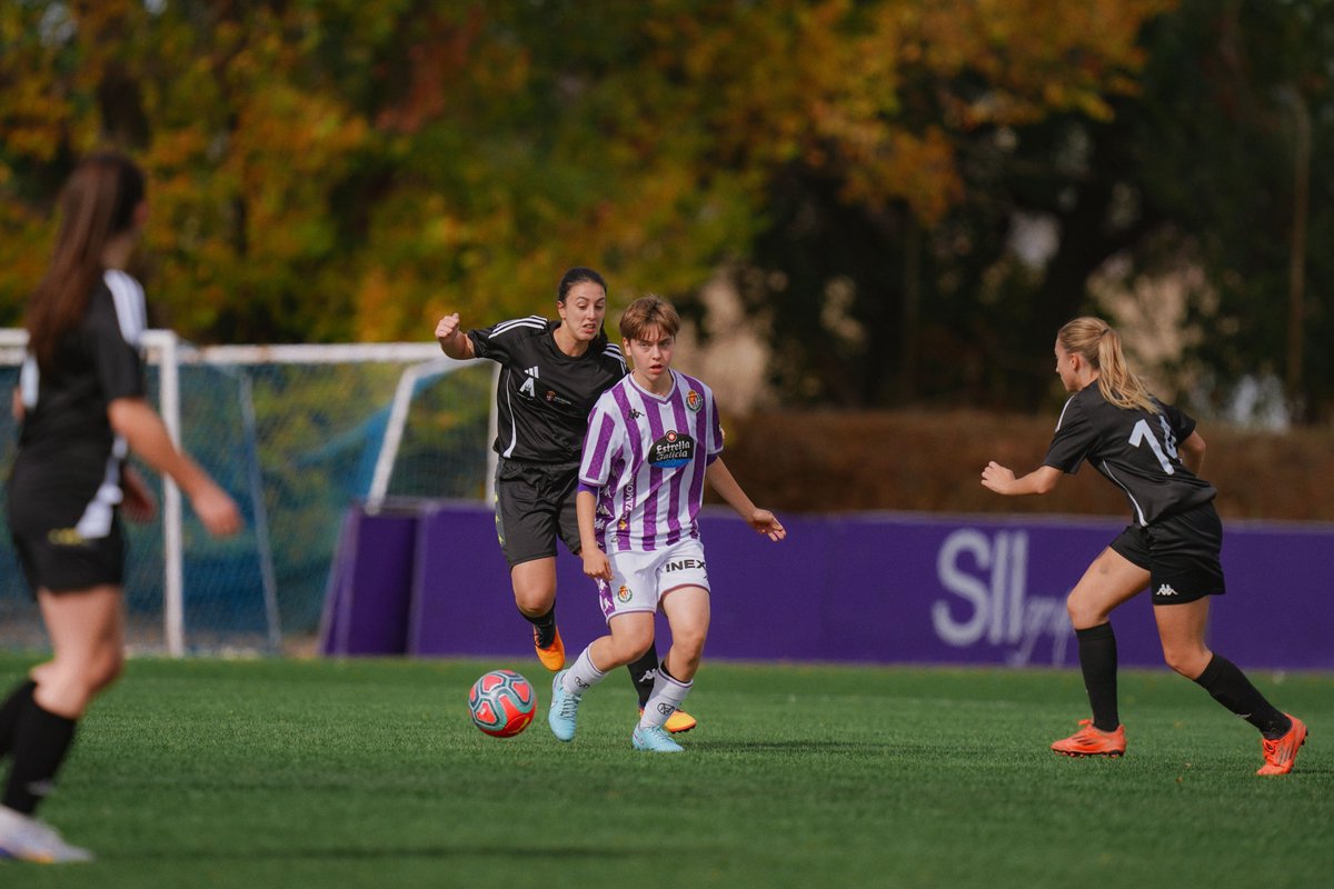RVfemenino's tweet photo. 💃🏻💜⚽️ A por el último baile en los Anexos:

📅 Sábado 18
🕗 18.30 horas
🆚 Astorga Femenino
🎟️ Libre y gratuita

#pucela #RVFemenino https://t.co/rMN8giFqKu