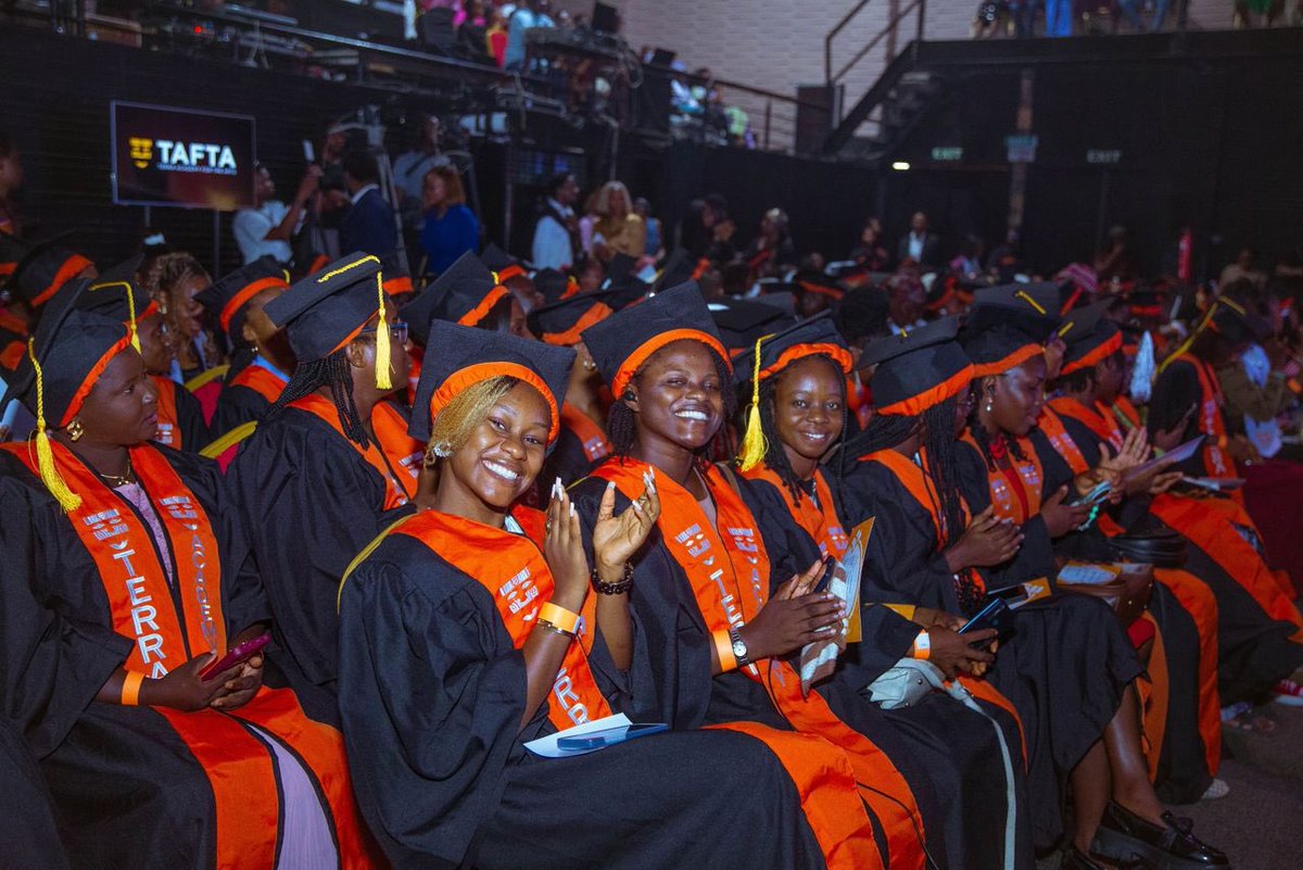 RealAdeshina's tweet photo. This is very massive. Read this, you too can benefit from it.

65,000 skills. 65,000 incomes. 65,000 futures rewritten.

That’s what six years of @tafta_academy looks like in real numbers. No degree required just access, training, and someone who believes in you. 
Thank you @bolanleap, may posterity be kind to you. 

Congratulations to everyone, success is a must!