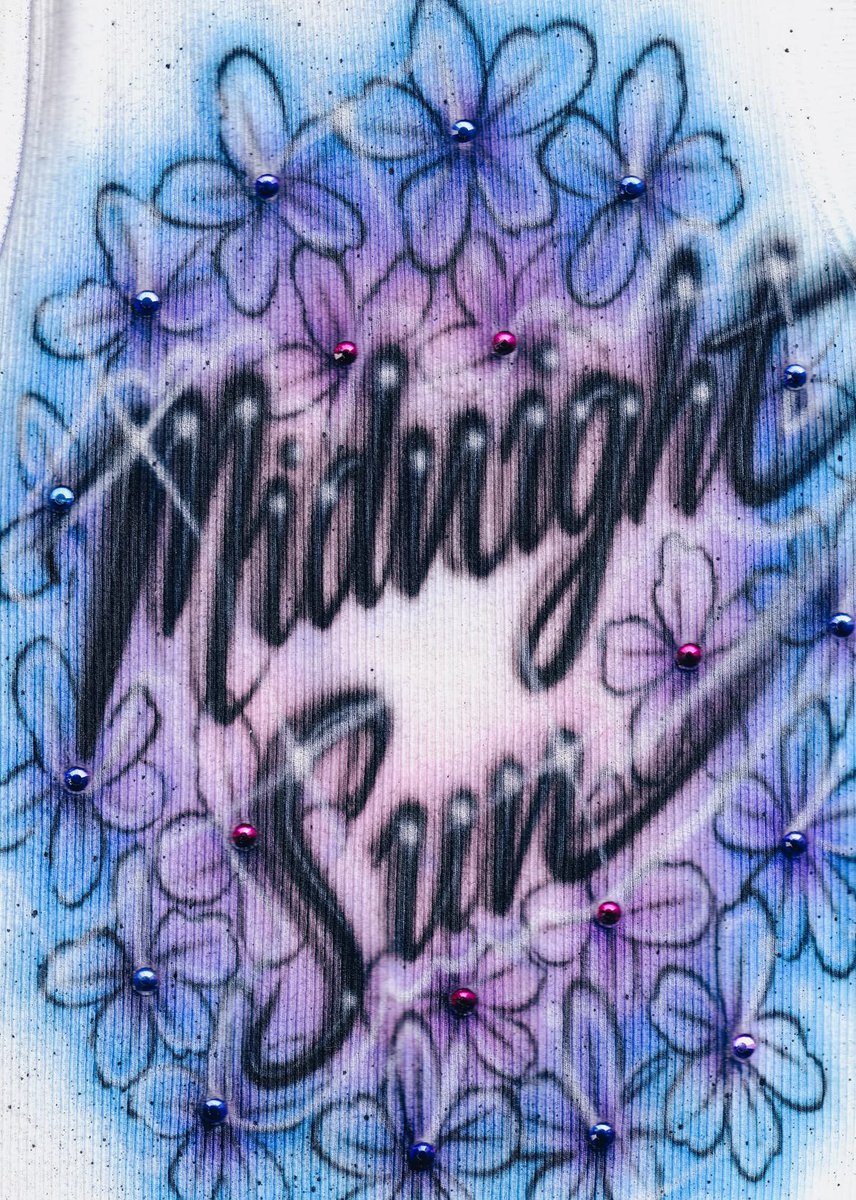 Zzzaras_dolphin's tweet image. Ugh I love the airbrush aesthetic so much🐬✨🌊🌺🦋💟💖
.
.
@zaralarsson 
#zaralarsson #airbrush #popstar