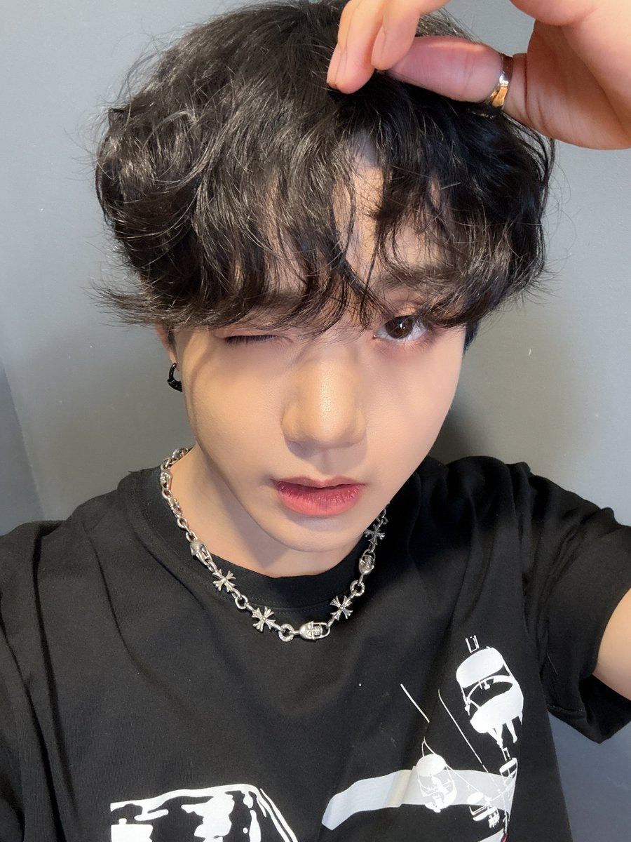 TRENDZ (트렌드지) tweet media