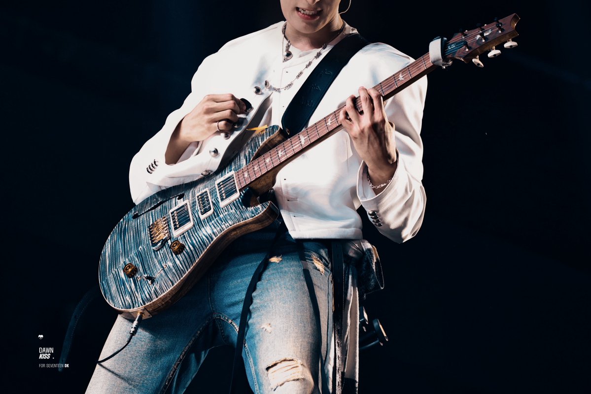 Dawn Kiss😘 tweet media