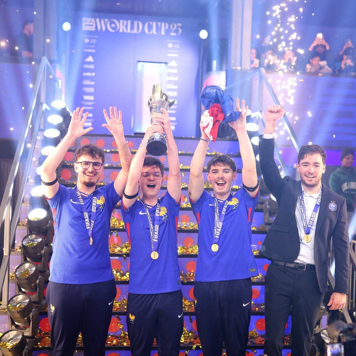 Rocket Baguette tweet media