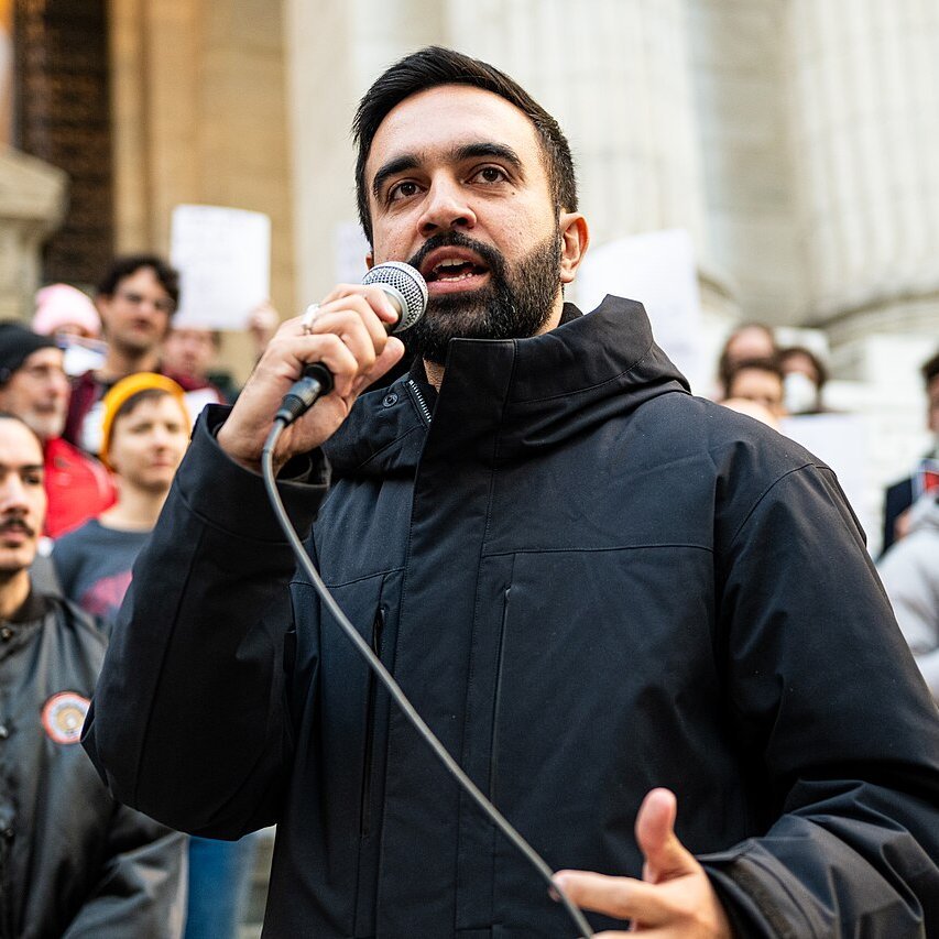 SİYAH SANCAK tweet media