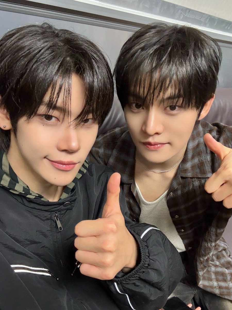 CLOSE YOUR EYES tweet media