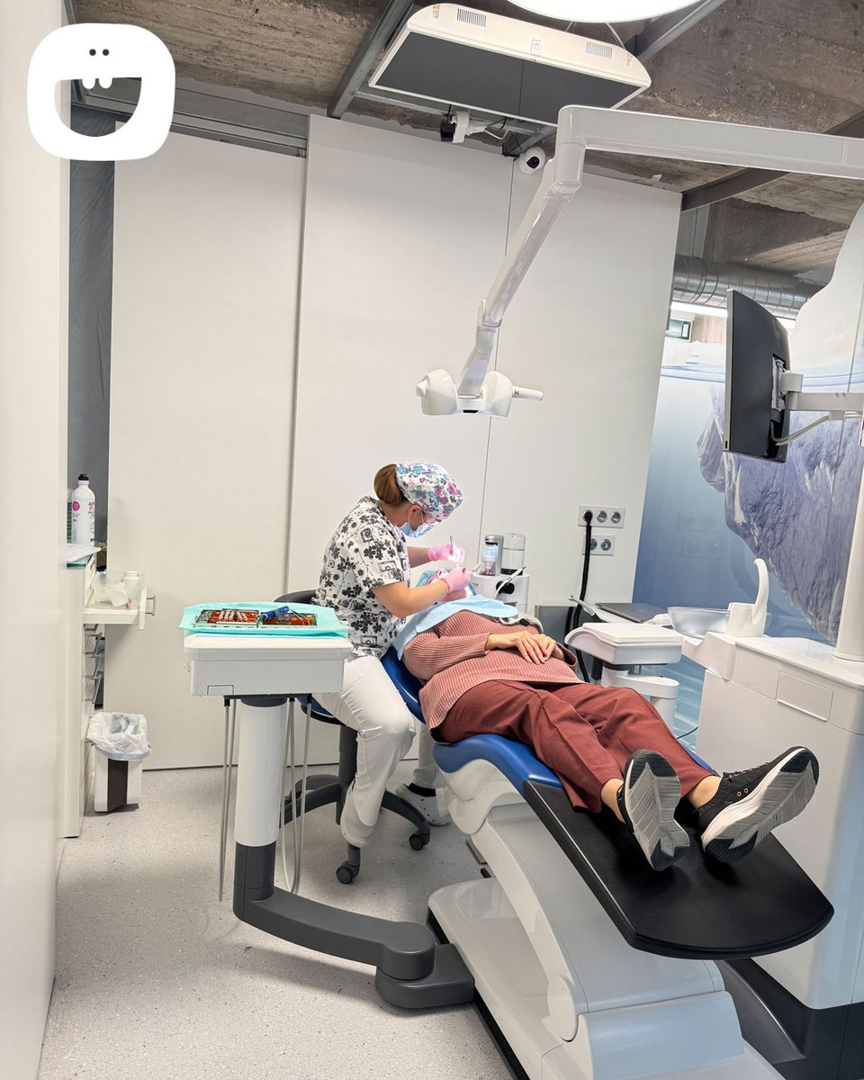 Clínica Dental Galván Lobo tweet media