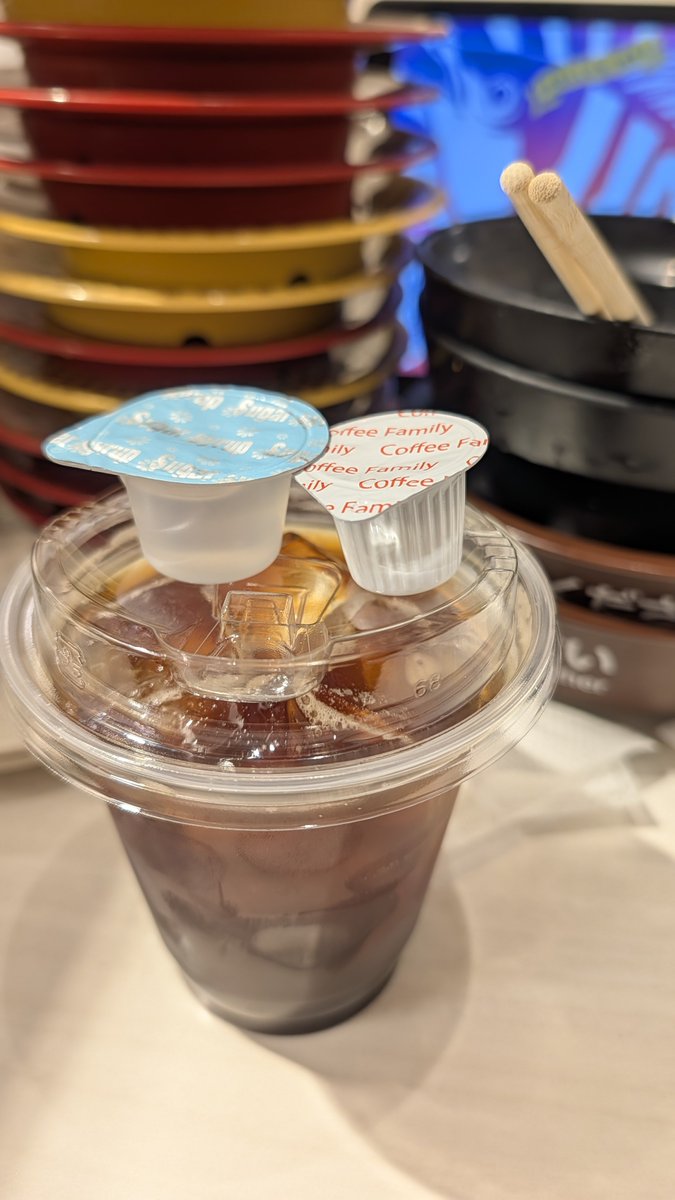 魚べいの〆はアイスコーヒーに限るな…🥳