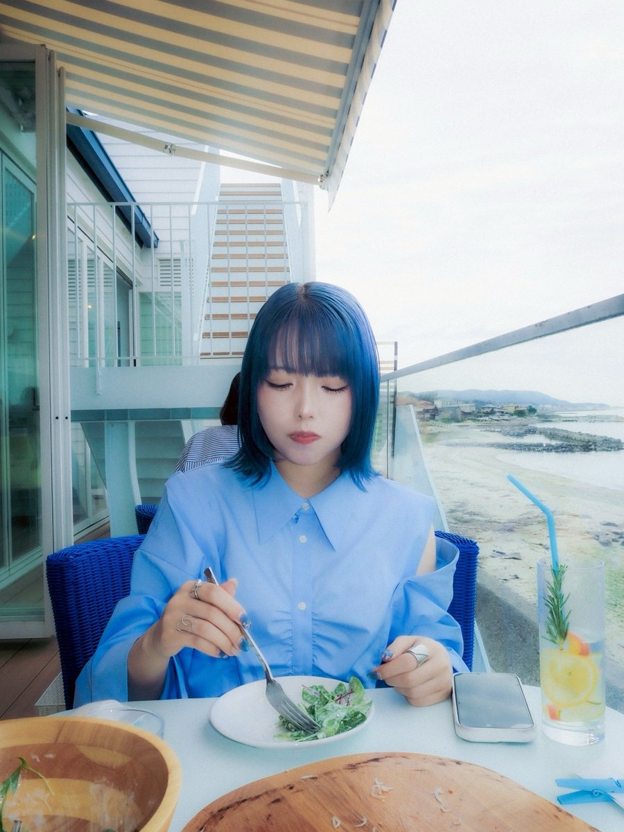 _Eye_0_'s tweet photo. もぐもぐしてるところ https://t.co/aoZKmjEeGT