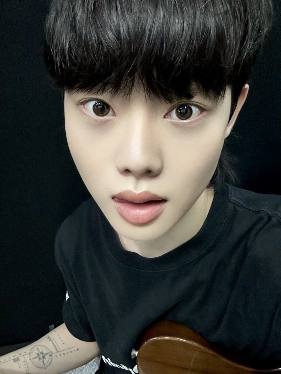 치훈 (CHIHOON) tweet media