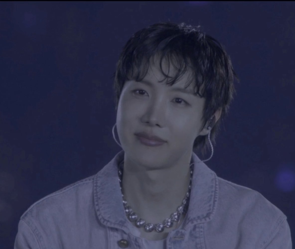 lu saw hobi tweet media