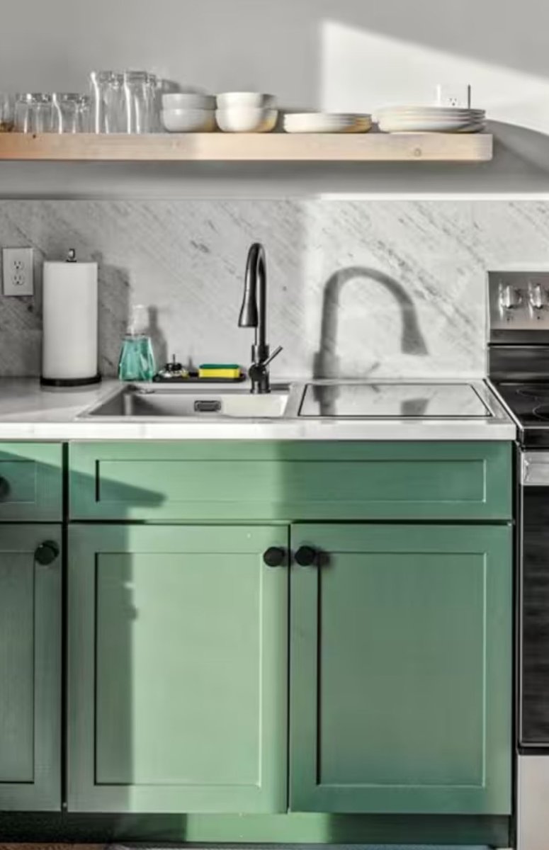 BowTiedBroke tweet media