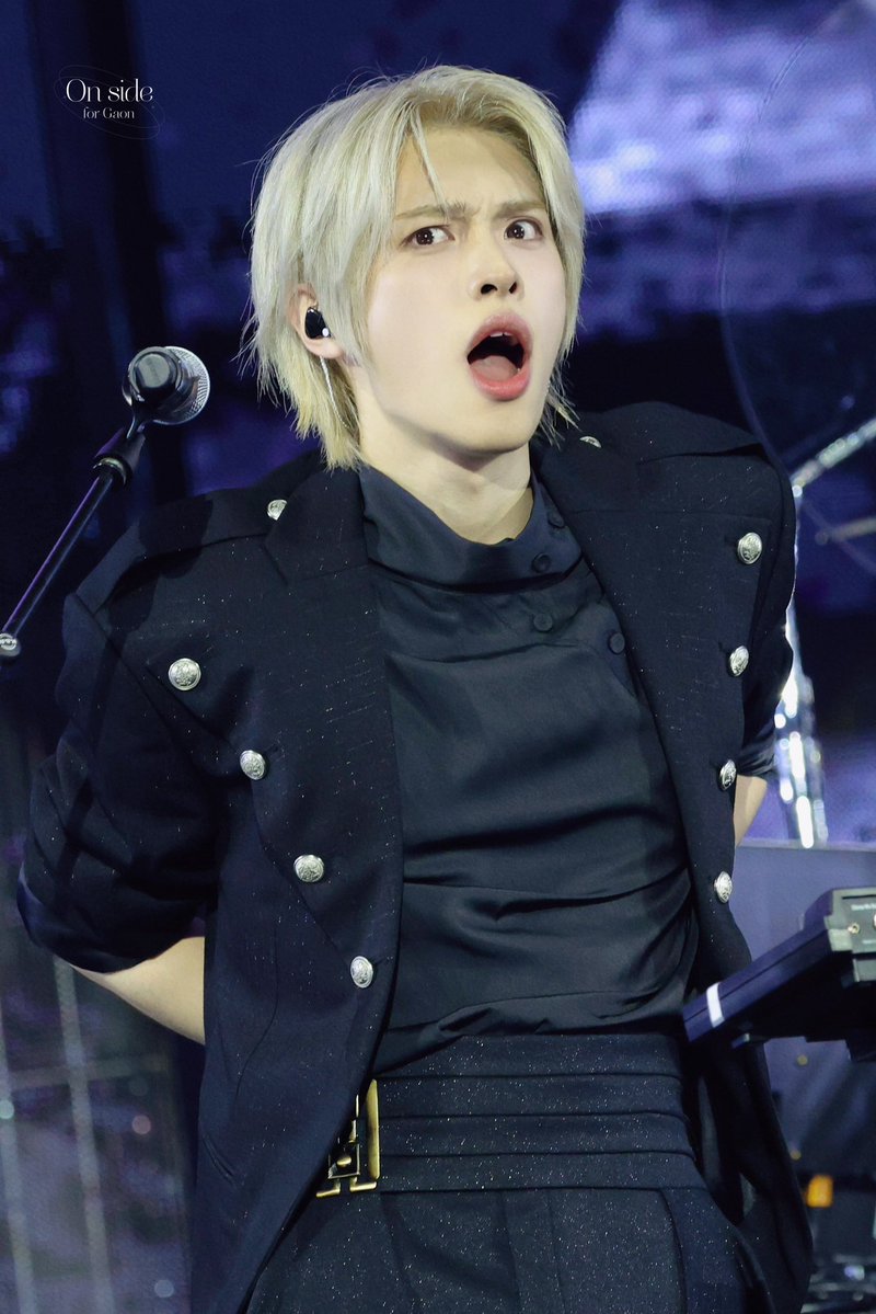 ᴏɴ sɪᴅᴇ tweet media