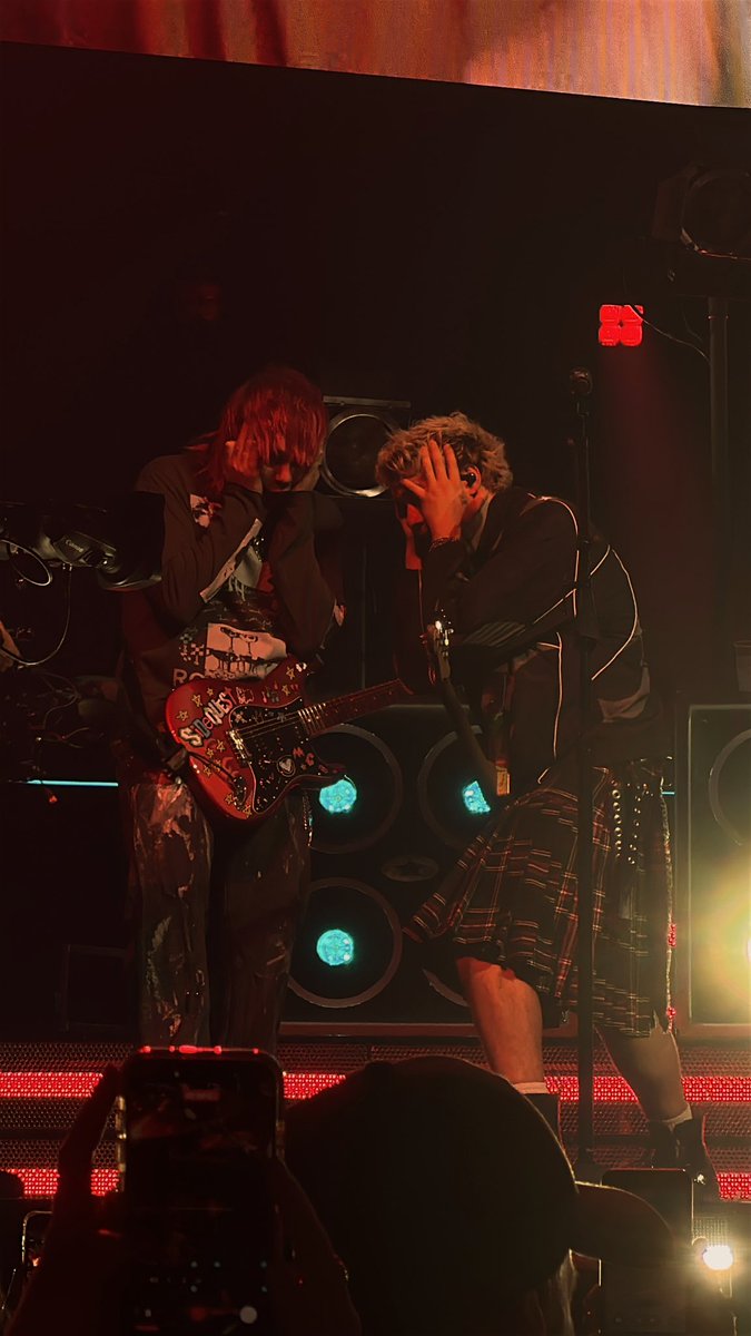 leah! ₊ ⊹ tweet media