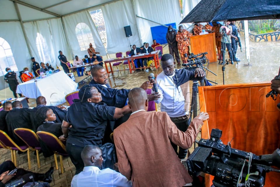 🔴 GGABA COURT UPDATE

Court proceedings have resumed after the lunch break despite heavy rains and thunderstorms.

The High Court session at Ggaba Community Church continues as the trial of Christopher Onyum Okello presses on amid the challenging weather conditions.

📸 Moses