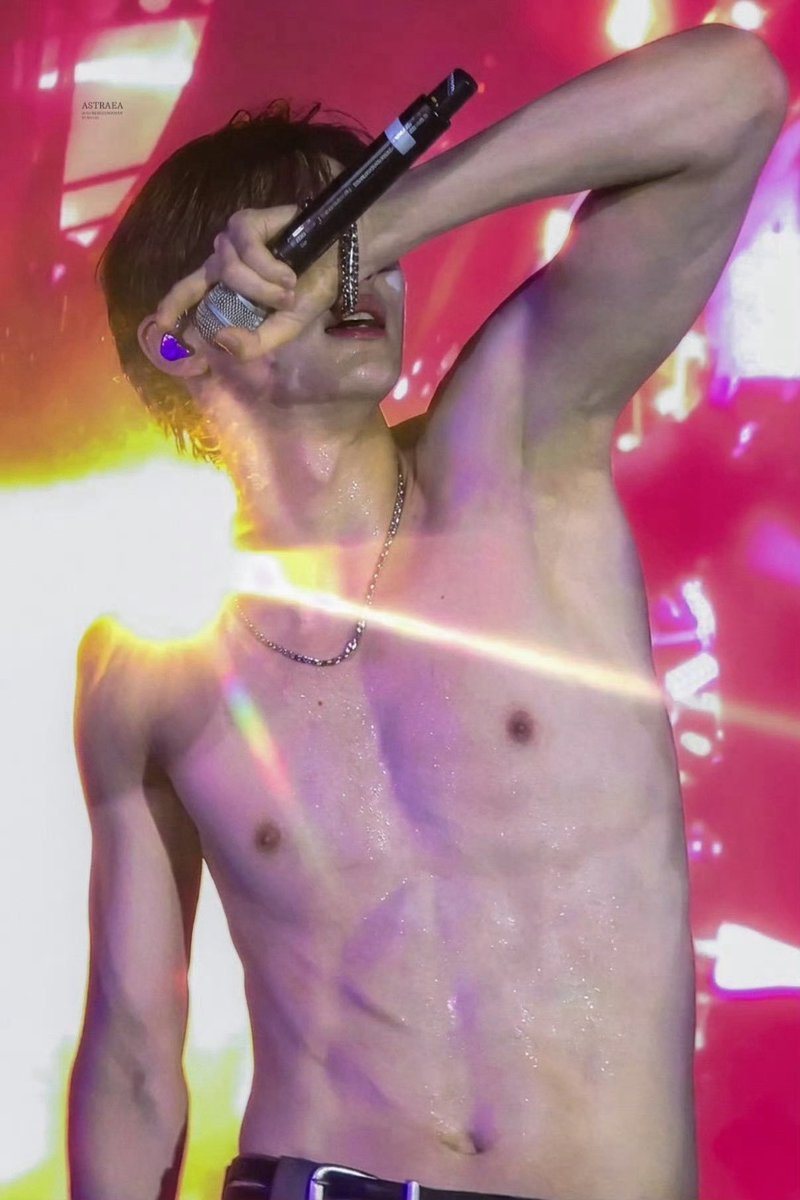 เป้ยเป้ย ૮ 🍔 ა‧₊˚♡彡. tweet media