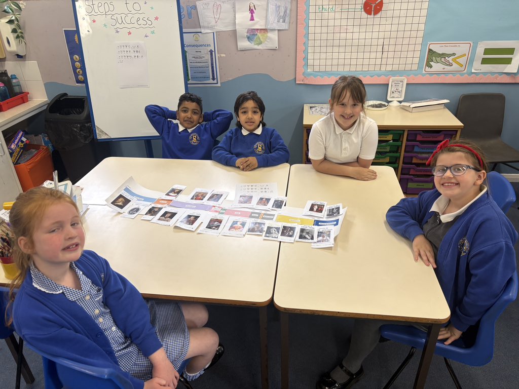 MissHylandStM's tweet image. We started our Magnificent Monarchs topic this morning🏰👑🇬🇧 #GeographyatStMichaels #Together @StMSchStewkley