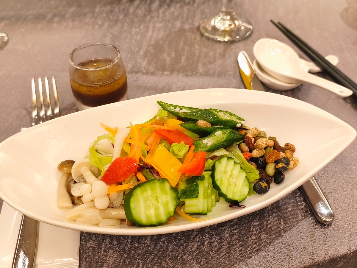 チャミ tweet media