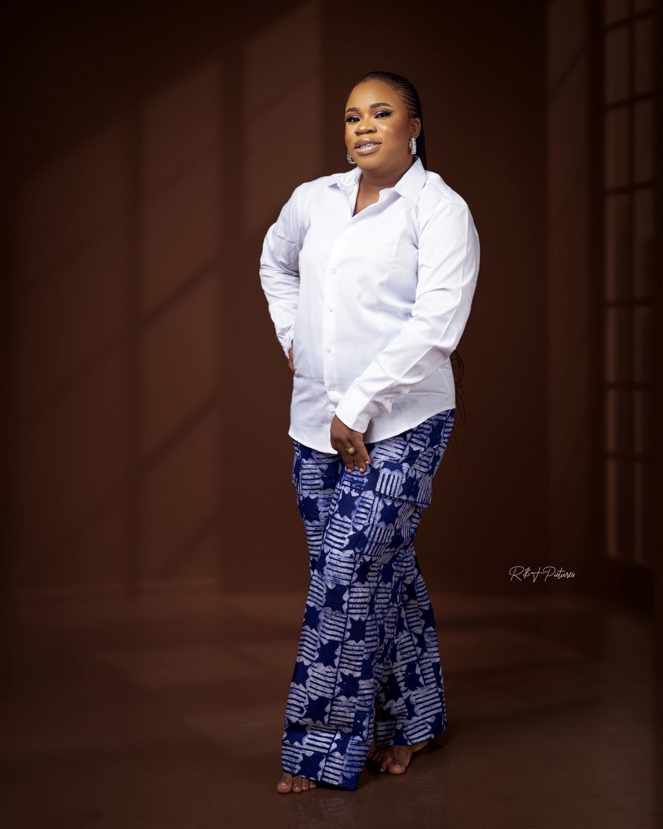 AbikesCorner's tweet photo. Good day people of X. My name is Abosede of Abike’s Corner, a small brand that deals with adire dresses, fabrics&amp; boubous that make you look effortlessly put together. No stress, no overthinking, just wear &amp; step out looking expensive.
📍Akala express, Ibadan&amp; delivery nationwide https://t.co/heNAdhIGqA