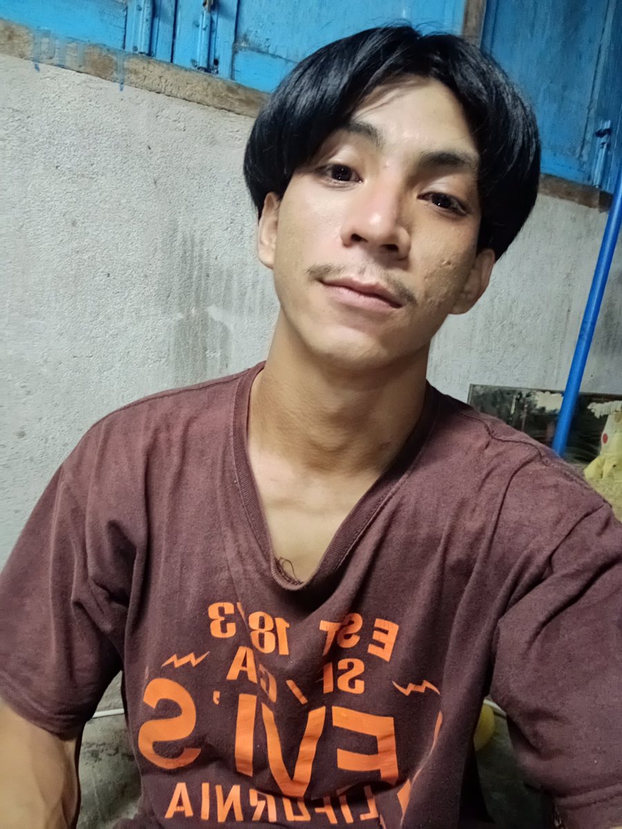 ความ ลับ tweet media
