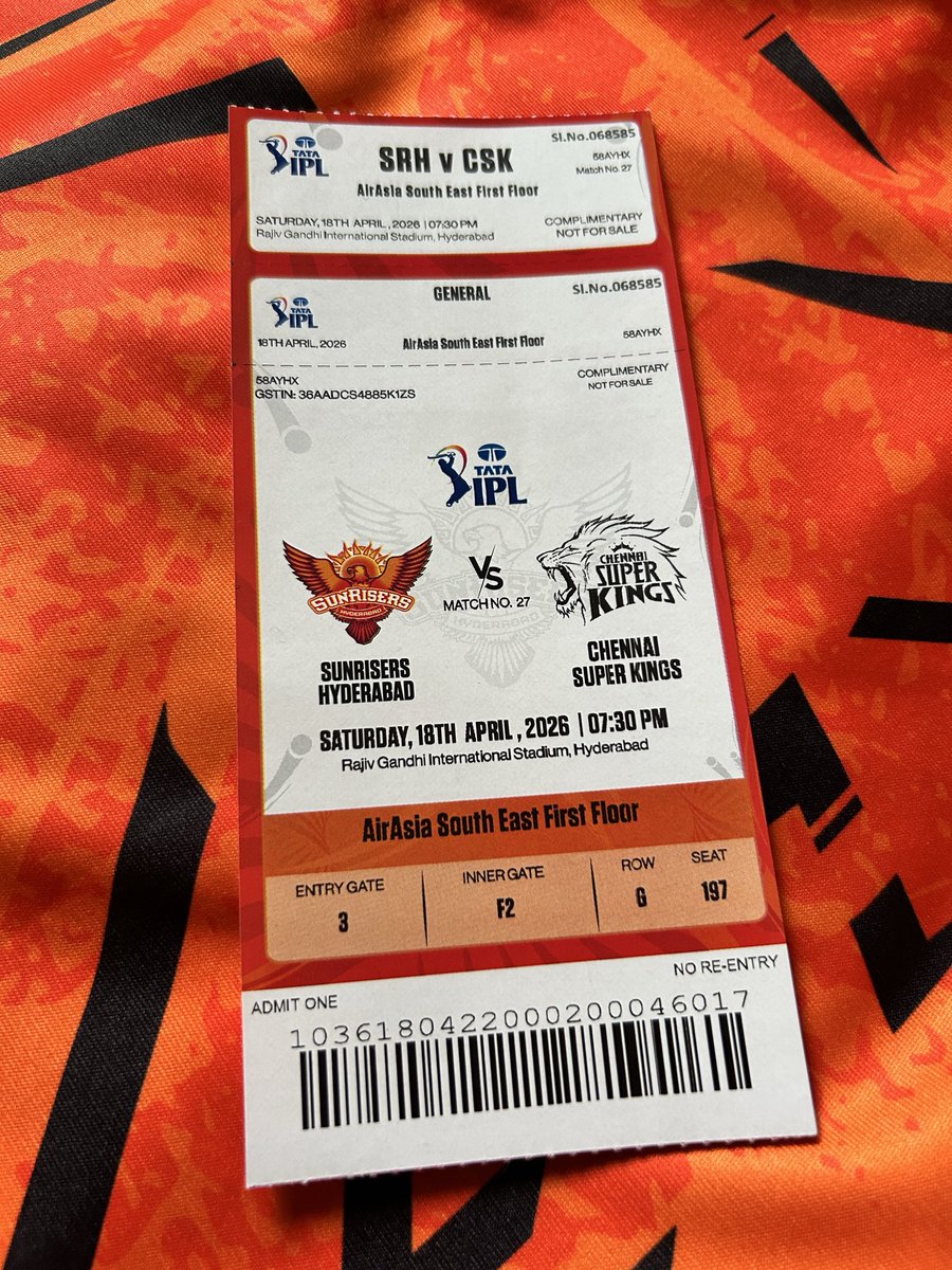 SumanthRaina48's tweet image. Thank you @Uber_India for Free Match ticket and Jersey 🧡🧡 #UberIndia 

Lets go @SunRisers