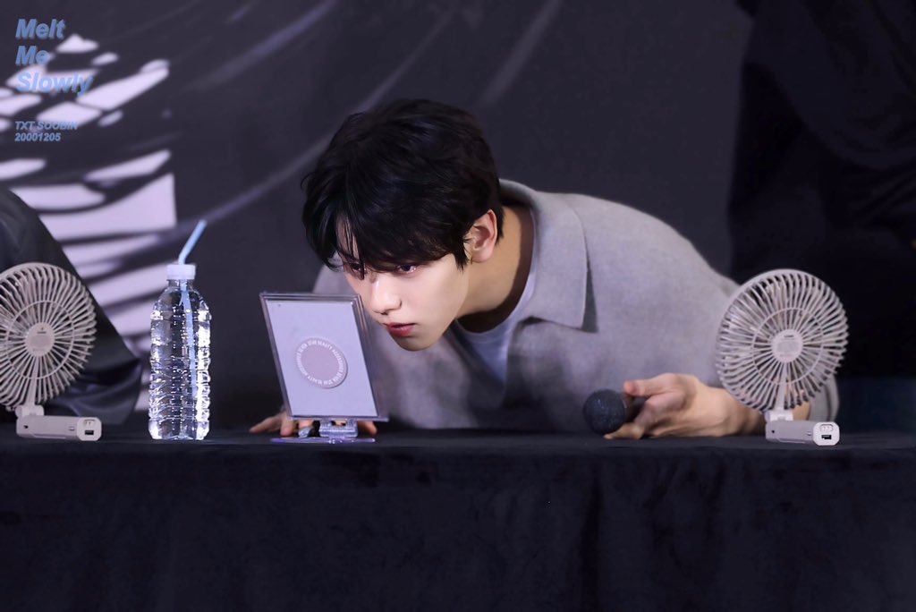 𝙈𝙚𝙡𝙩 𝙈𝙚 𝙎𝙡𝙤𝙬𝙡𝙮 tweet media