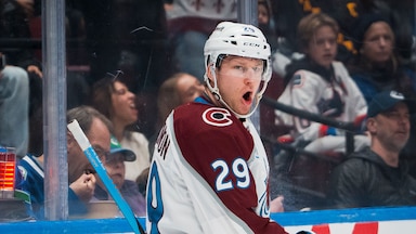 HockeyMaritime's tweet image. Congrats to Nathan MacKinnon on winning the Rocket Richard Trophy with a league leading 53 goals 🚨.

MacKinnon joins Sidney Crosby (2010,2017) as the only other Maritimer to win the award.

#HockeyX #MacKinnon #Crosby #GoAvsGo #LetsGoPens #NovaScotia